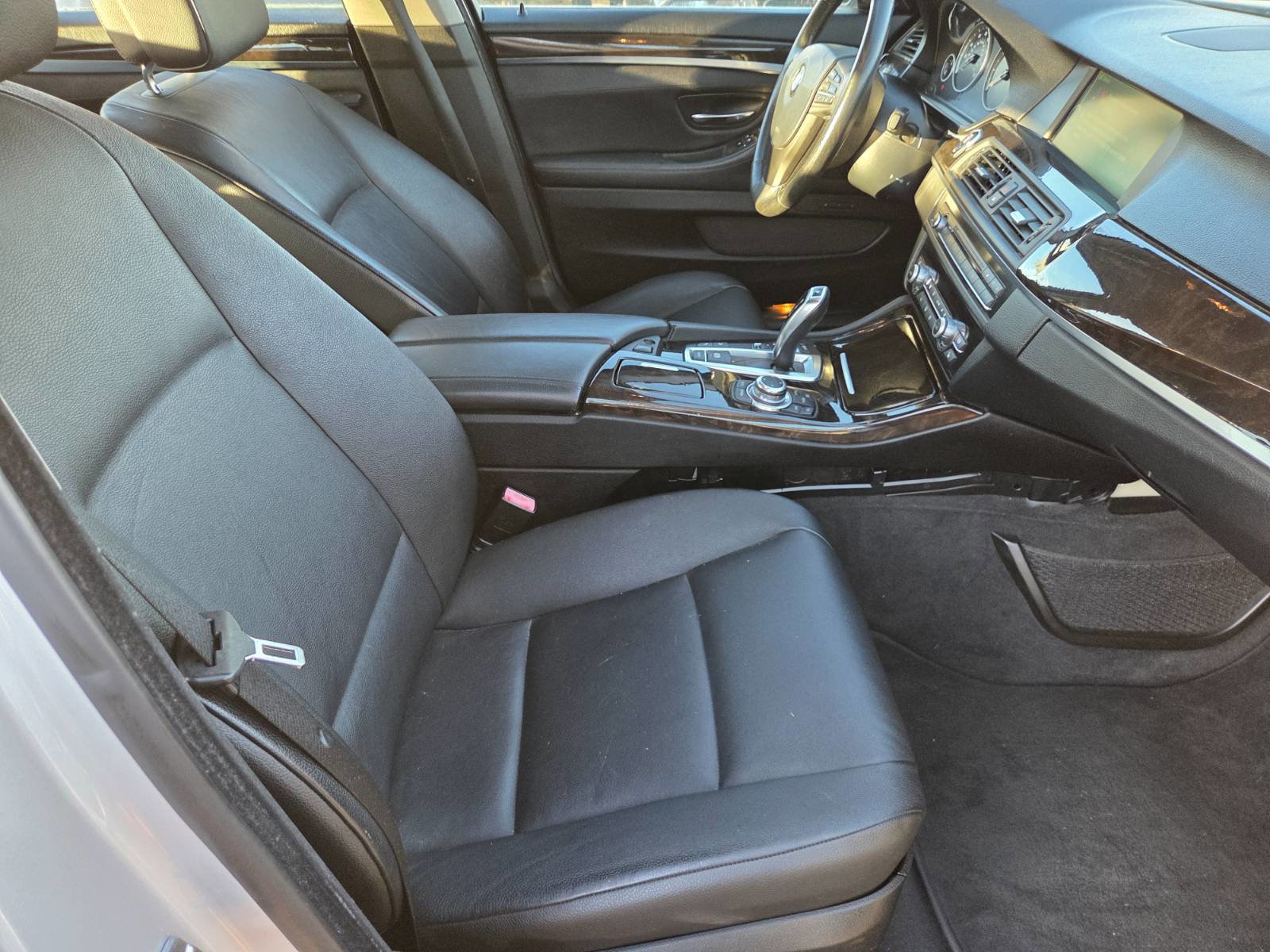 Used 2012 BMW 535i xDrive Sedan image 13