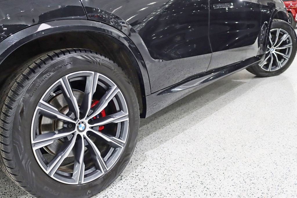 Used 2024 BMW X5 xDrive40i w/ M Sport Package image 12