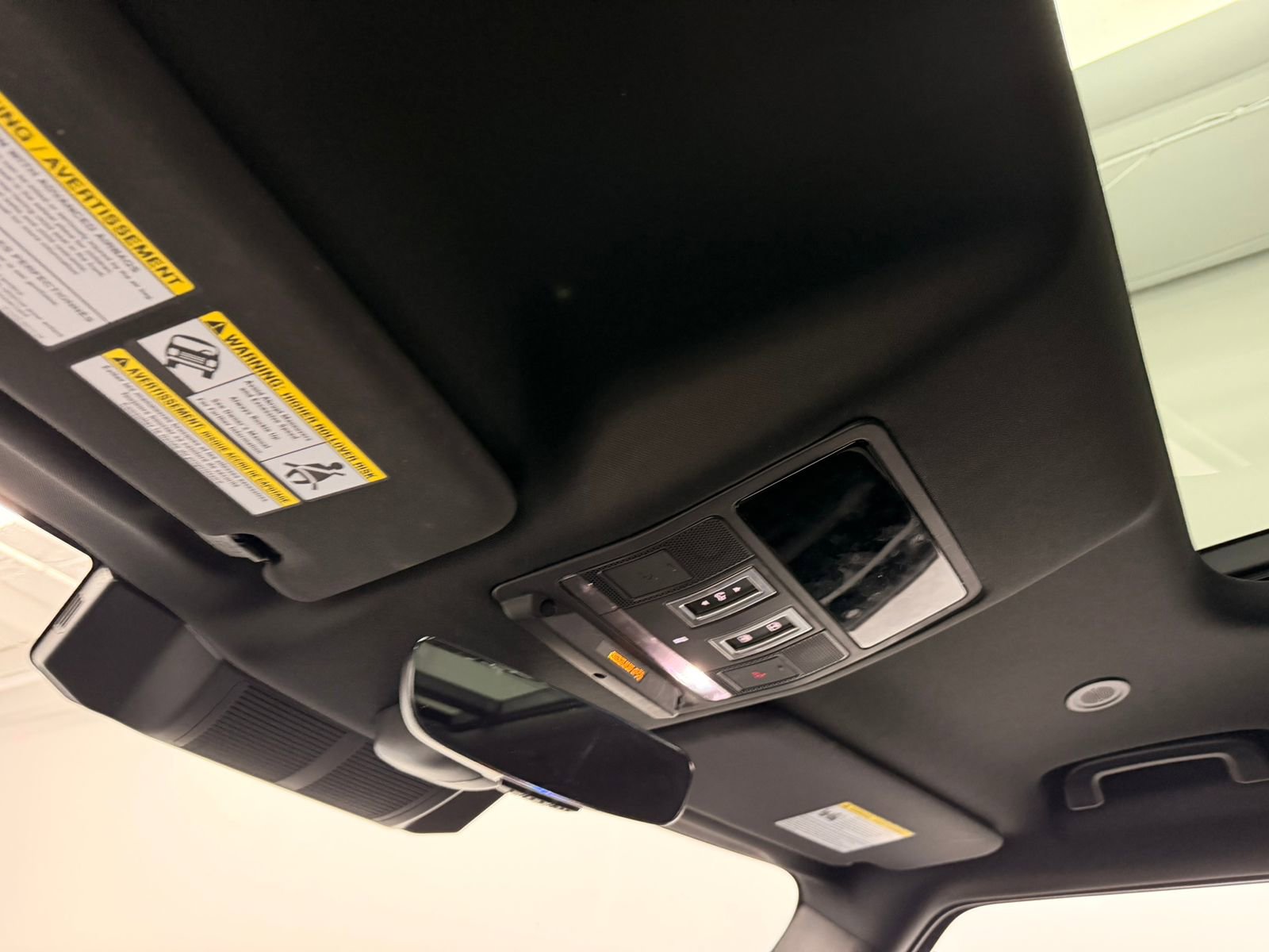 Used 2025 Land Rover Defender 110 S AWD/4WD image 30