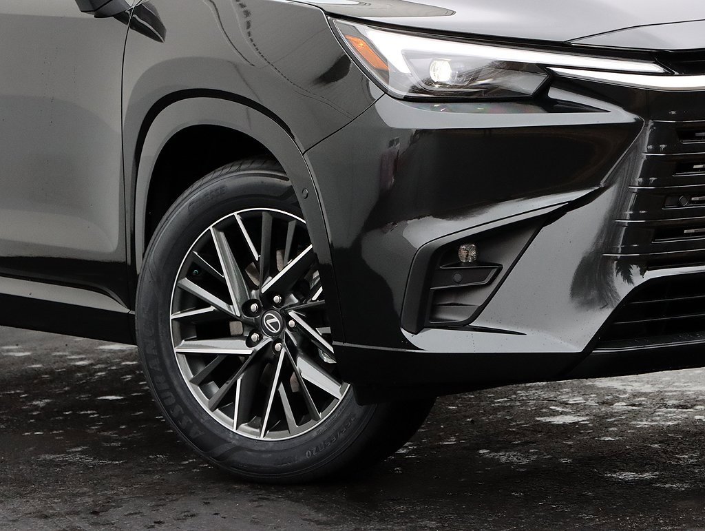 New 2026 Lexus TX 350 AWD image 3