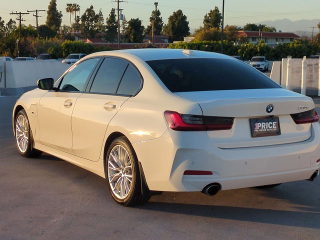 Used 2023 BMW 330e w/ Premium Package image 8