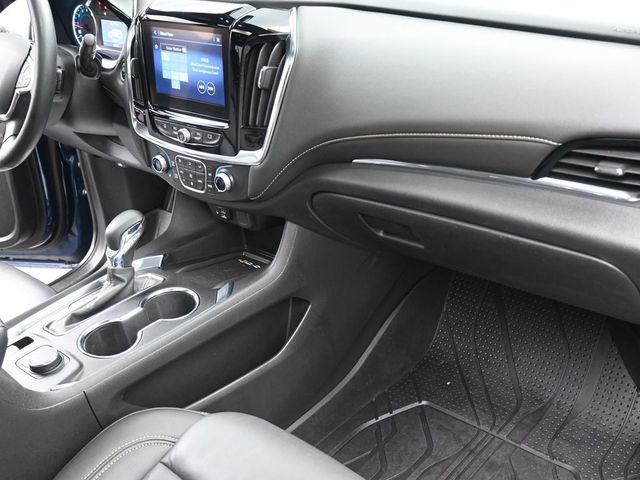 Used 2023 Chevrolet Traverse LT w/ LT Premium Package image 31