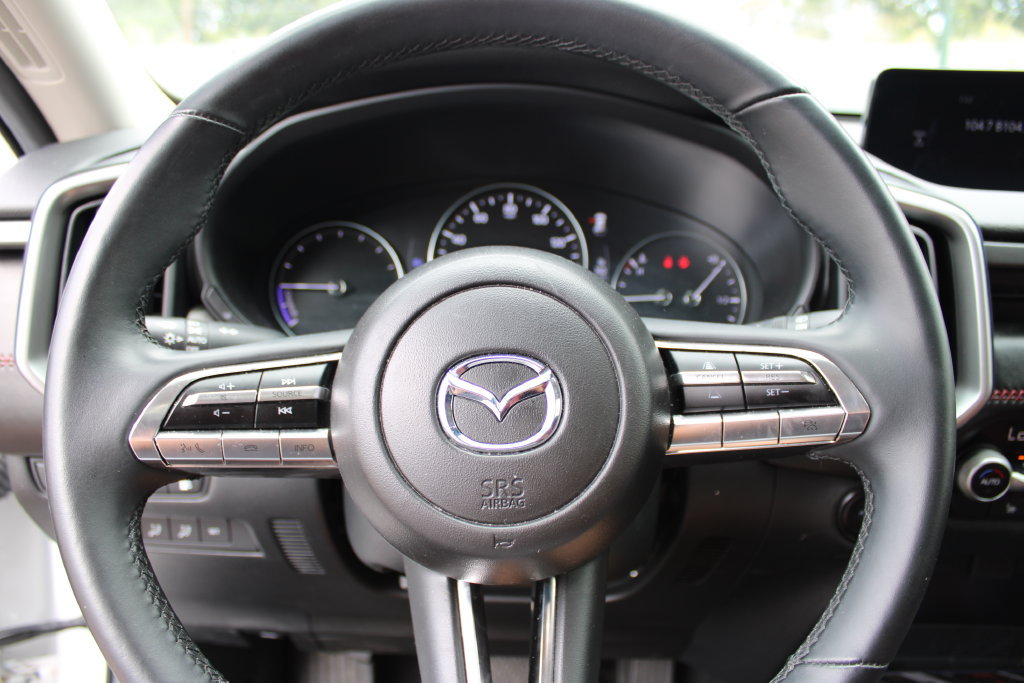 Used 2025 MAZDA CX-50 AWD 2.5 Hybrid w/ Premium Pkg image 14