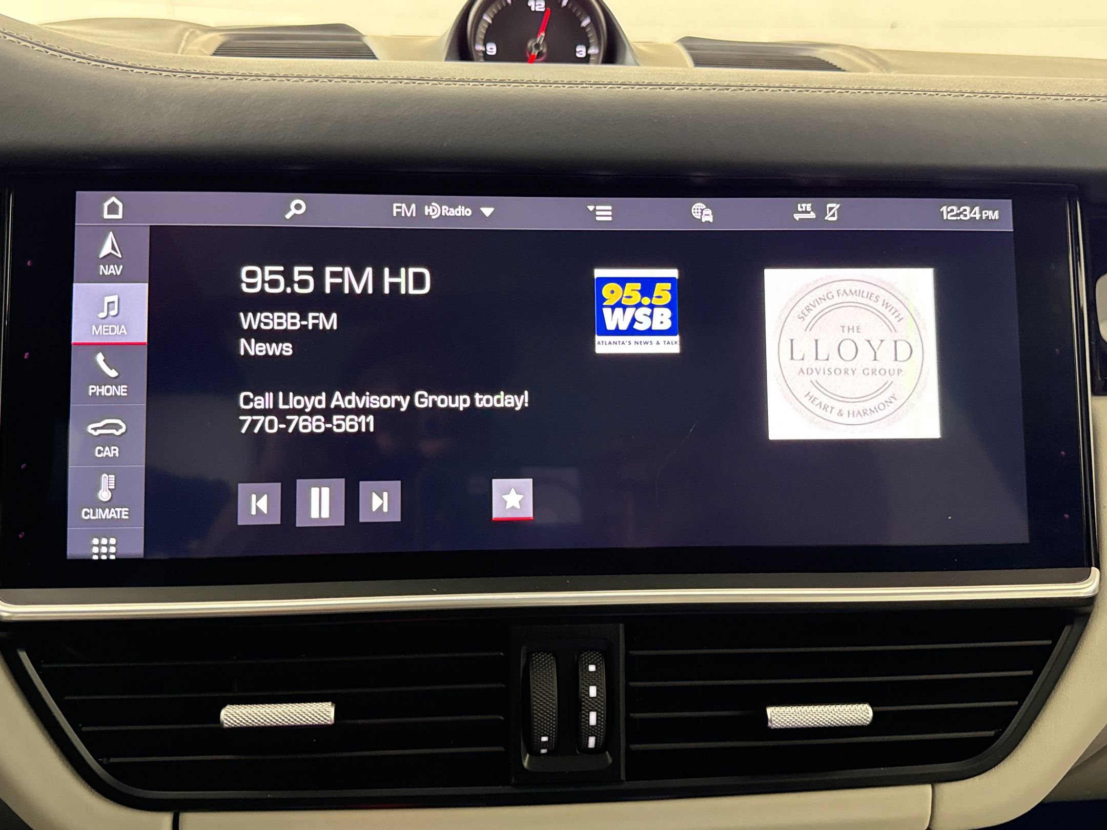 Used 2019 Porsche Cayenne S AWD/4WD image 24