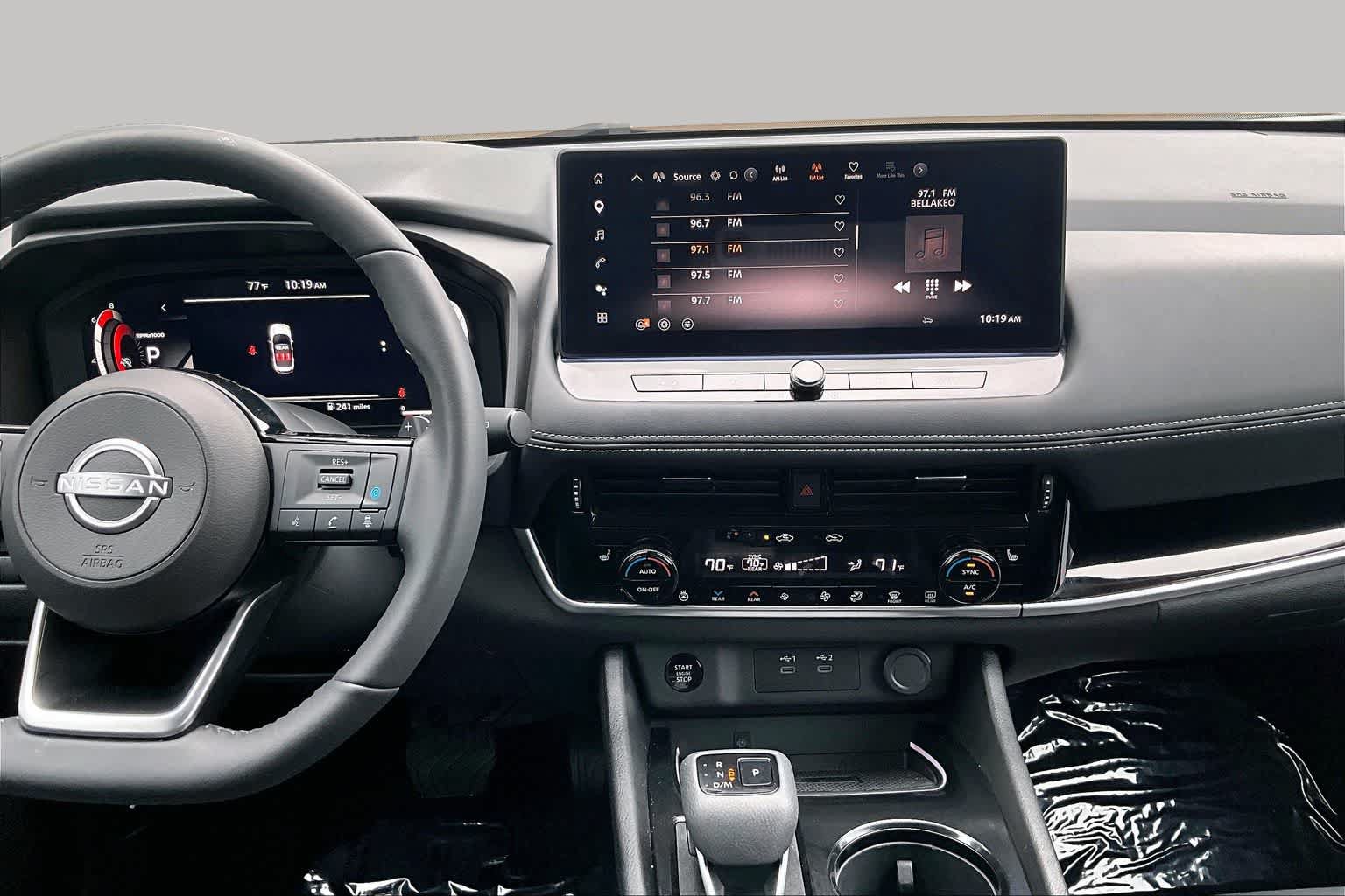 Used 2024 Nissan Rogue SL w/ SL Premium Package FWD image 7