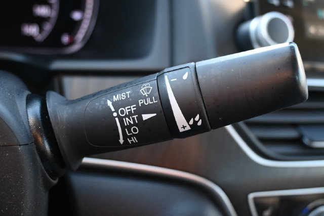 Used 2018 Honda Accord EX image 36