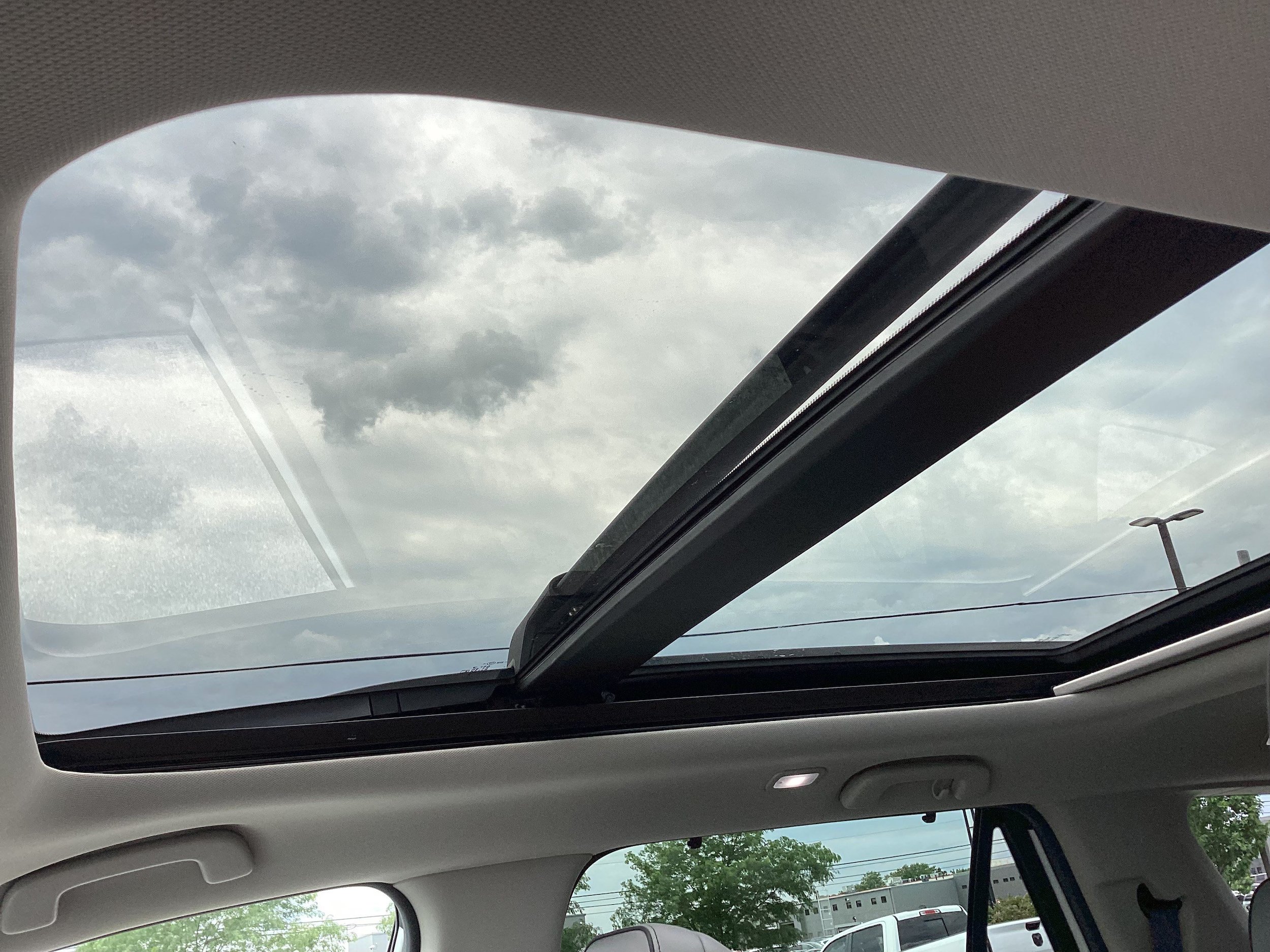 Used 2025 Honda Pilot Elite image 19
