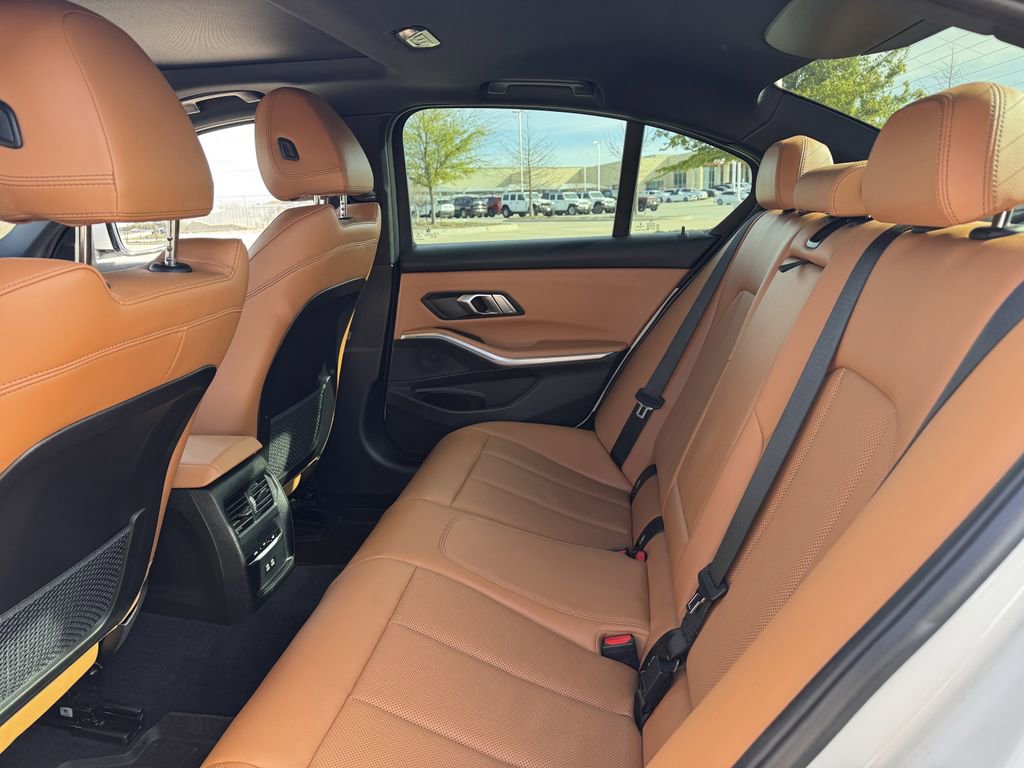 Used 2022 BMW 330e w/ Convenience Package RWD image 28