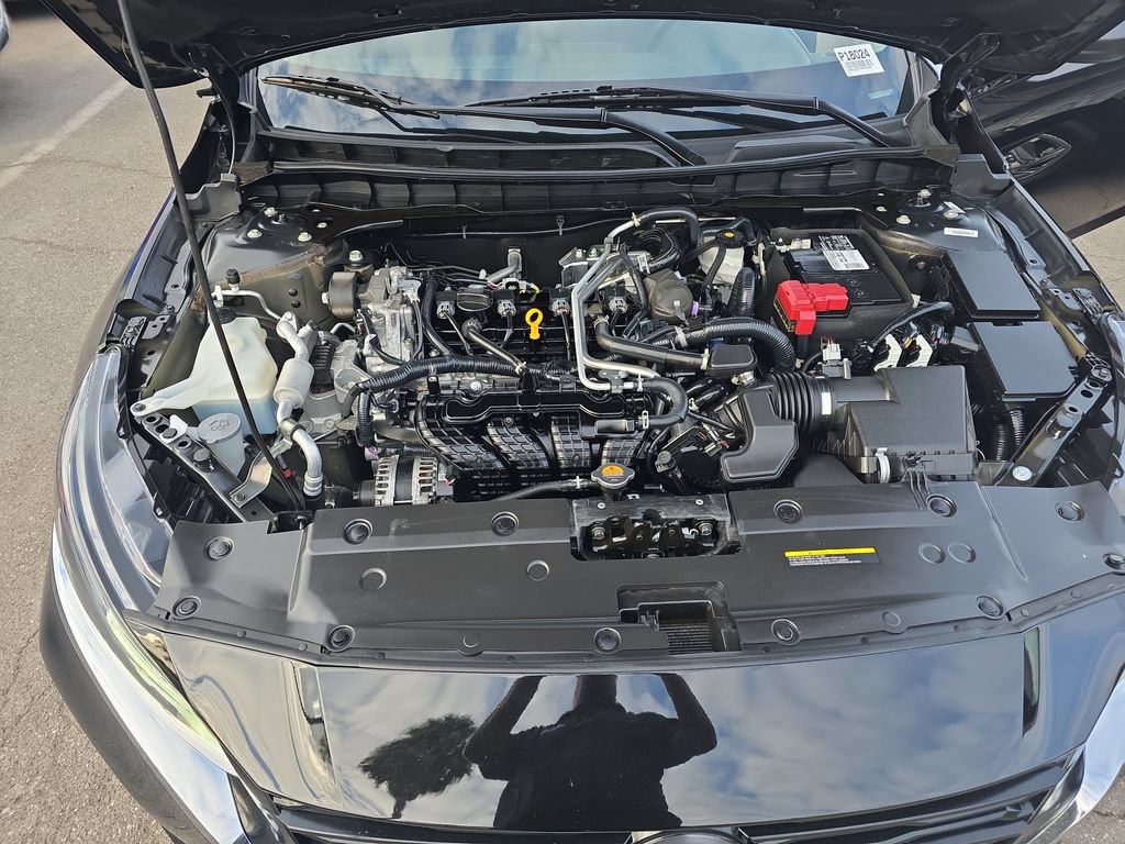 Used 2025 Nissan Altima 2.5 SV FWD image 19