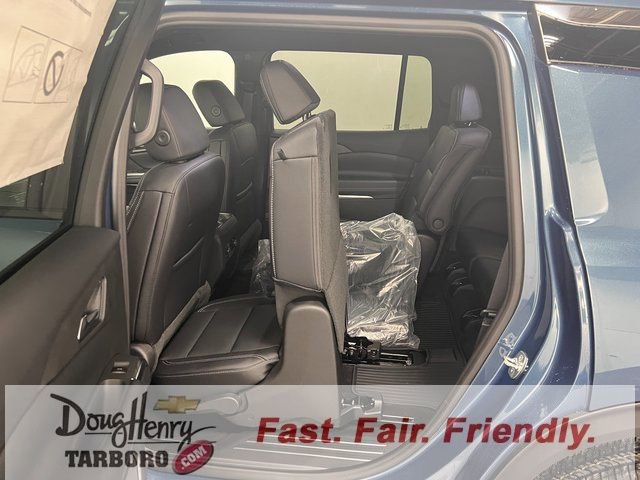 New 2026 Chevrolet Traverse LT w/ Driver Confidence Package FWD image 35