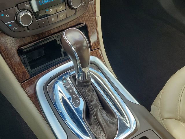 Used 2013 Buick Regal Premium FWD image 28