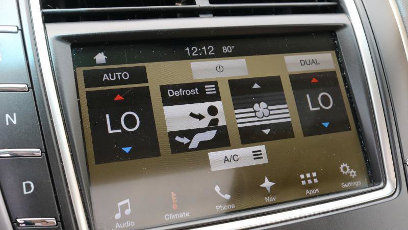 Used 2016 Lincoln MKX Reserve FWD image 10