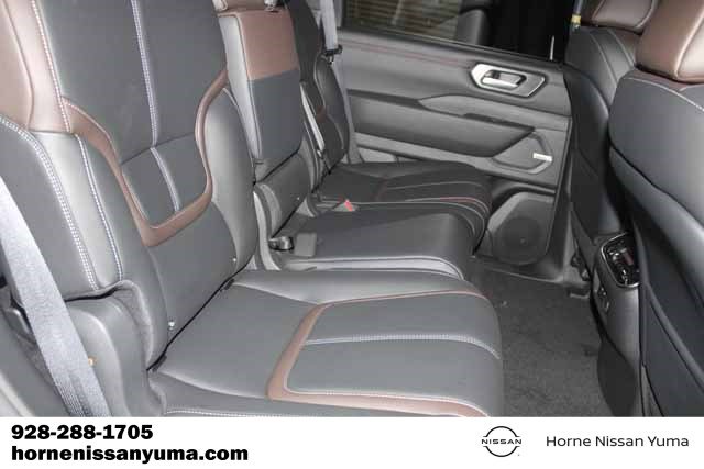 New 2026 Nissan Armada SL image 6