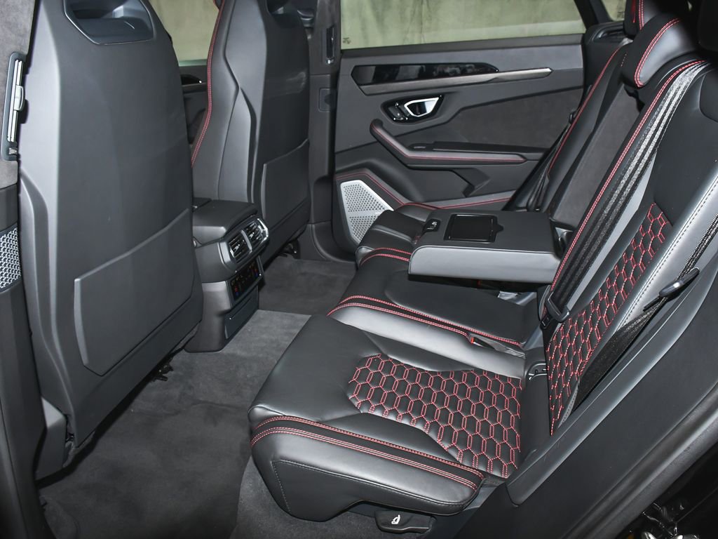 Used 2020 Lamborghini Urus image 58