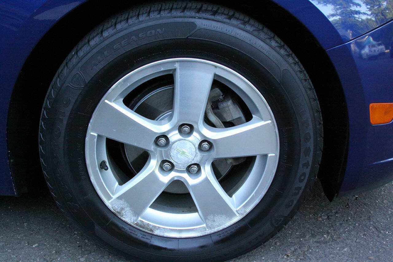 Used 2012 Chevrolet Cruze LT FWD image 37