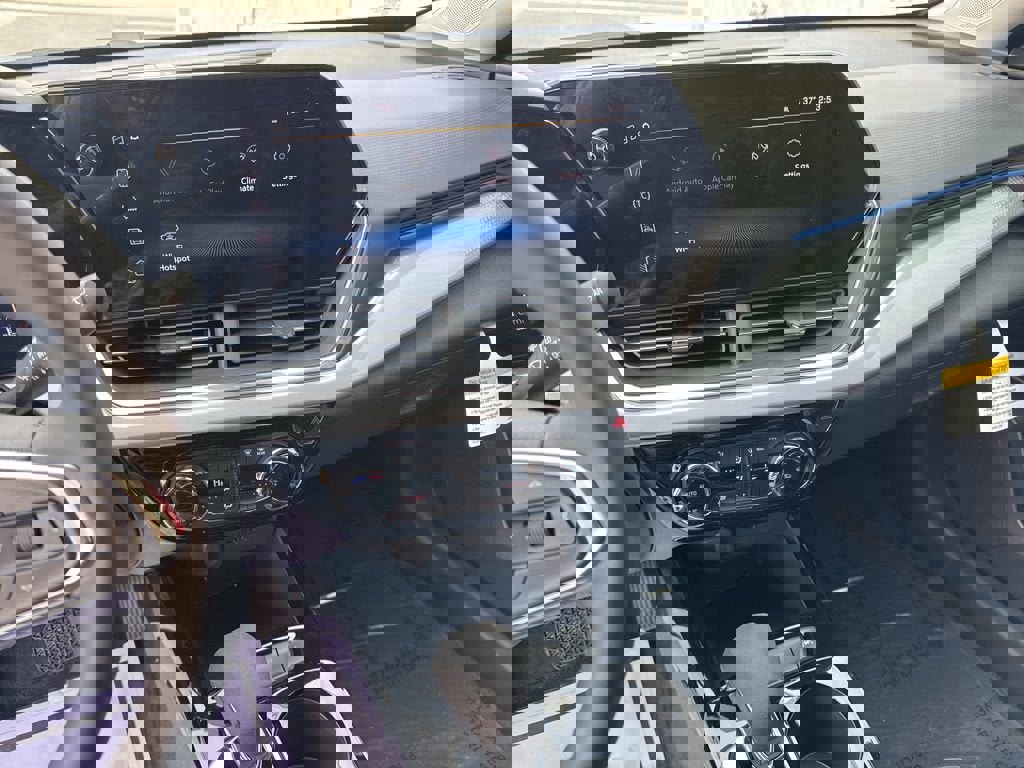 New 2026 Chevrolet Trax LT w/ Driver Confidence Package image 23