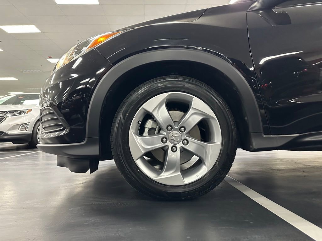 Used 2019 Honda HR-V LX image 12
