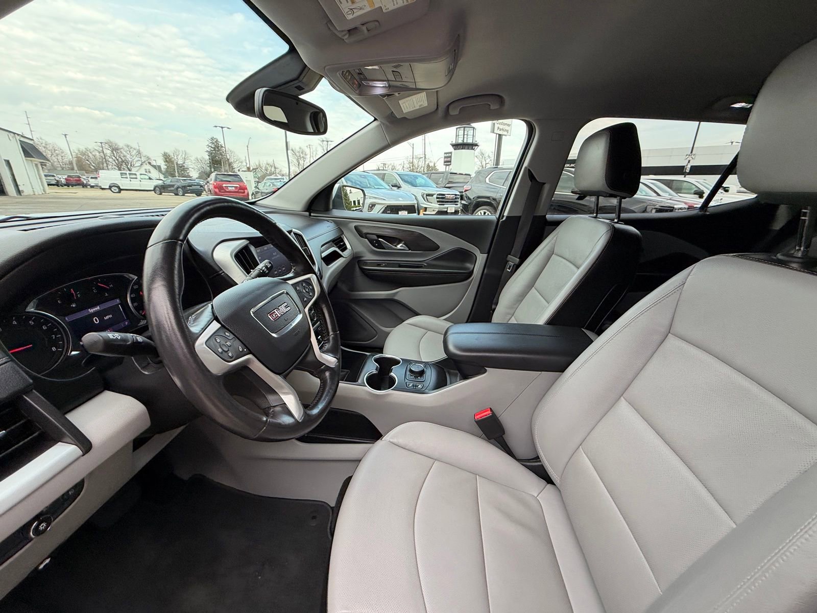 Used 2020 GMC Terrain SLT w/ Preferred Package image 4