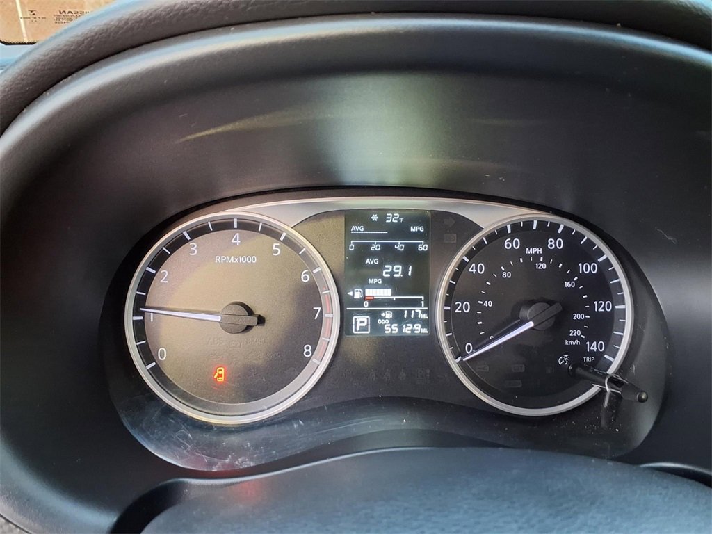 Used 2022 Nissan Kicks S image 17