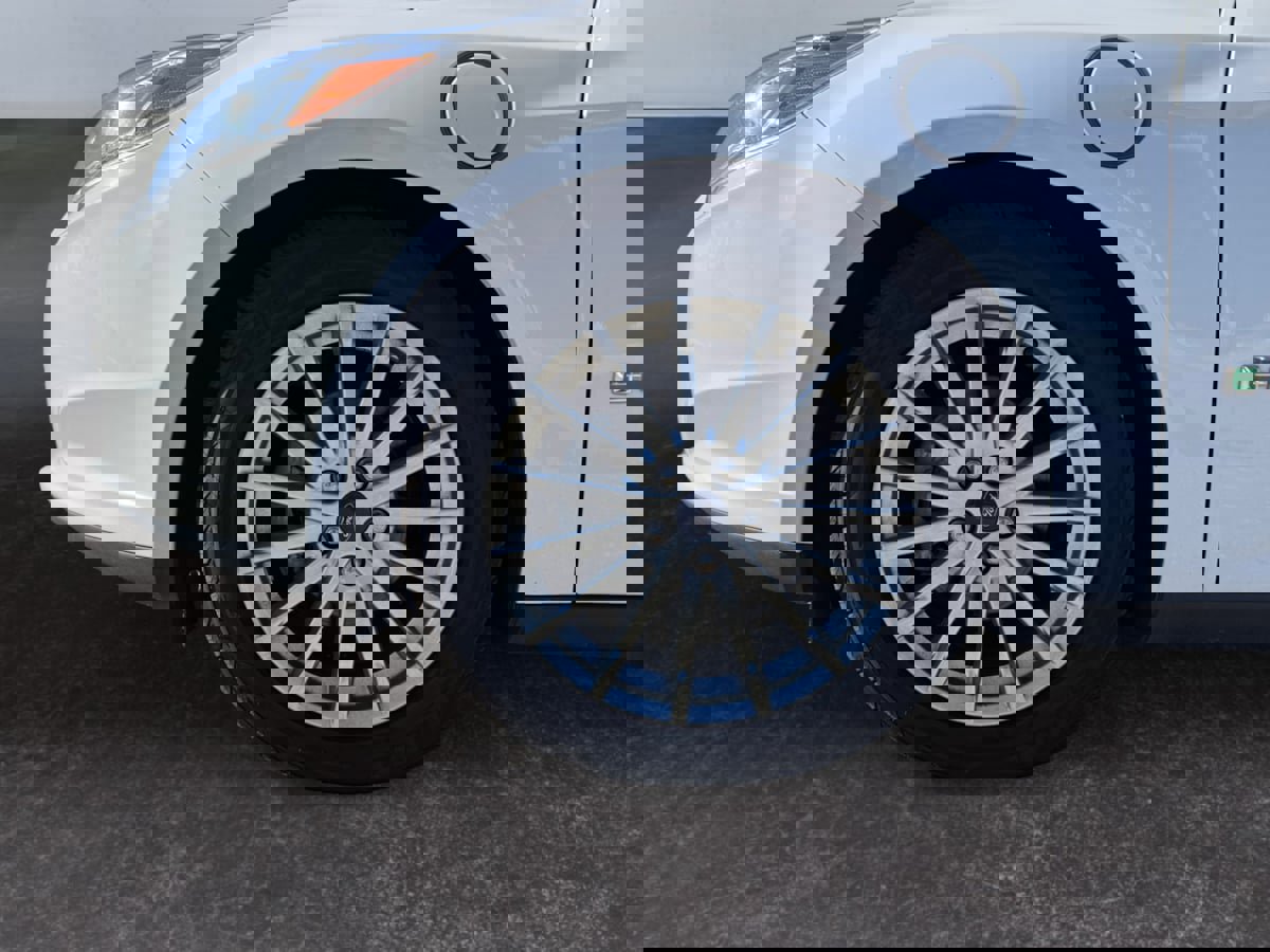 Used 2015 Ford Focus Electric Hatchback image 9