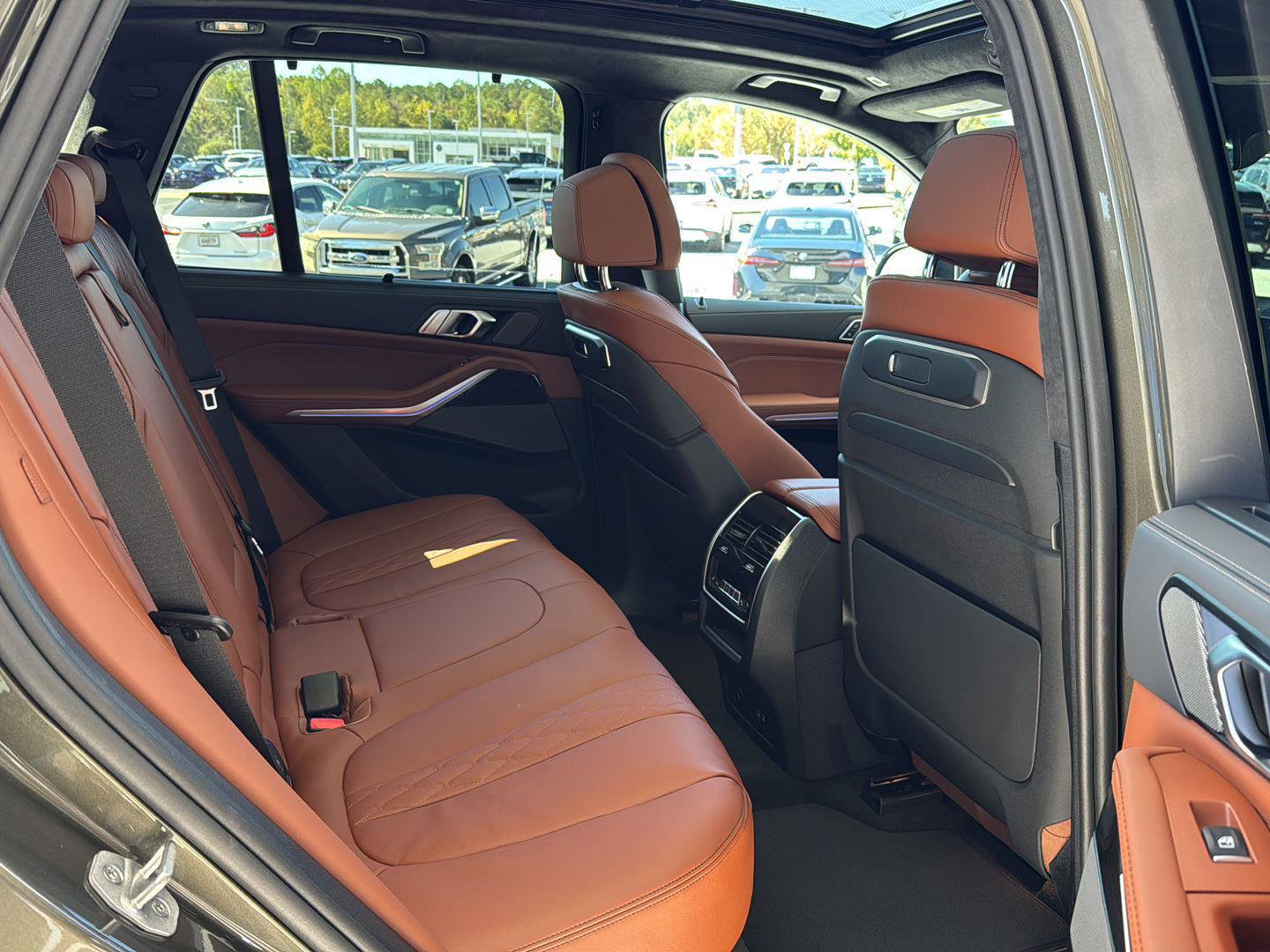 New 2026 BMW X5 xDrive40i w/ Executive Package image 11