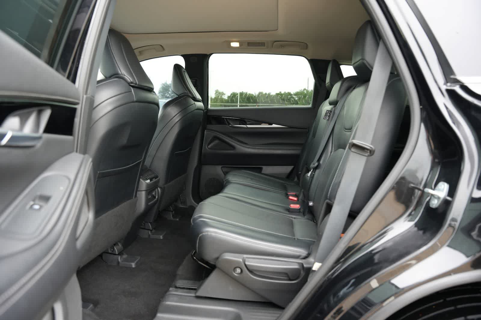 Certified 2023 INFINITI QX60 Pure FWD image 18