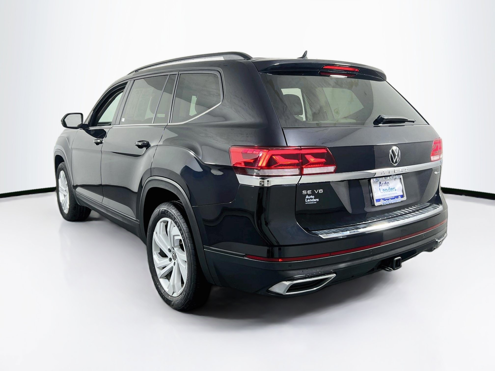 Used 2023 Volkswagen Atlas SE AWD/4WD image 7