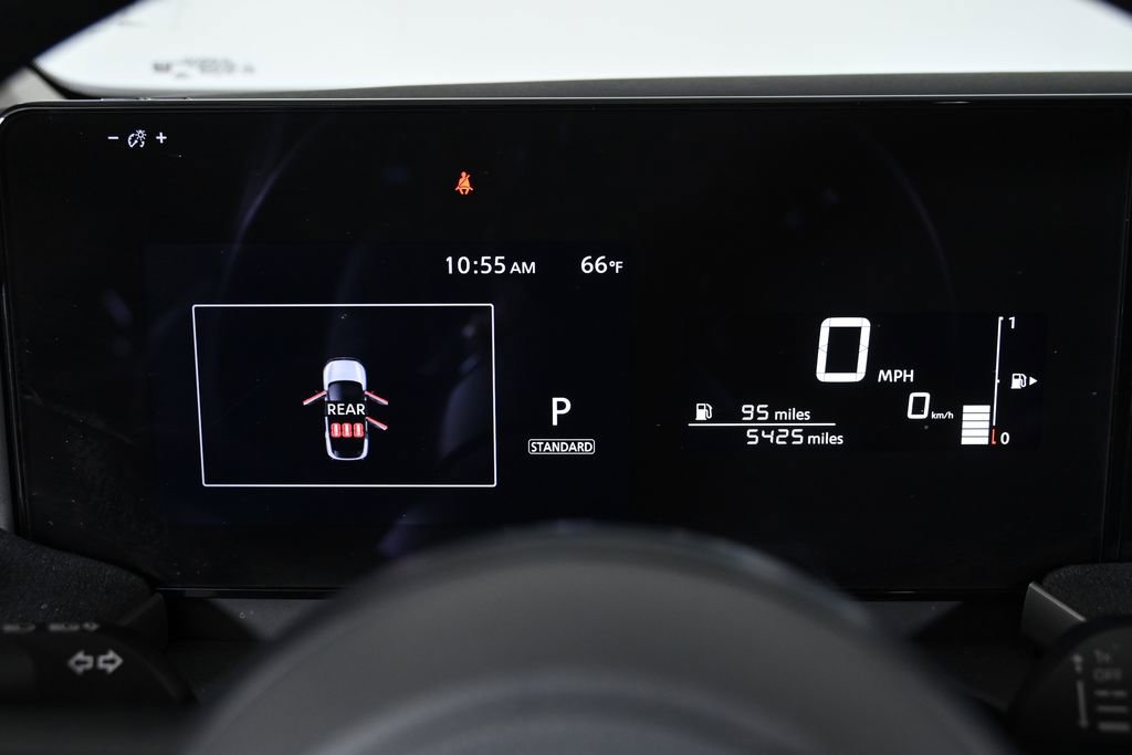 Used 2025 Nissan Kicks SV w/ SV Premium Package image 14