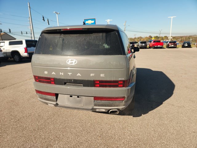 Used 2025 Hyundai Santa Fe SE AWD/4WD image 8
