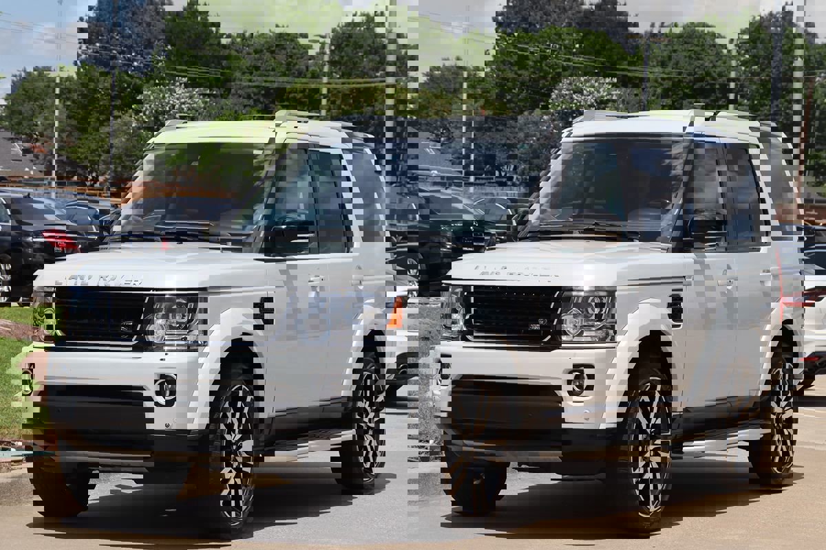 Used 2016 Land Rover LR4 HSE LUX image 4