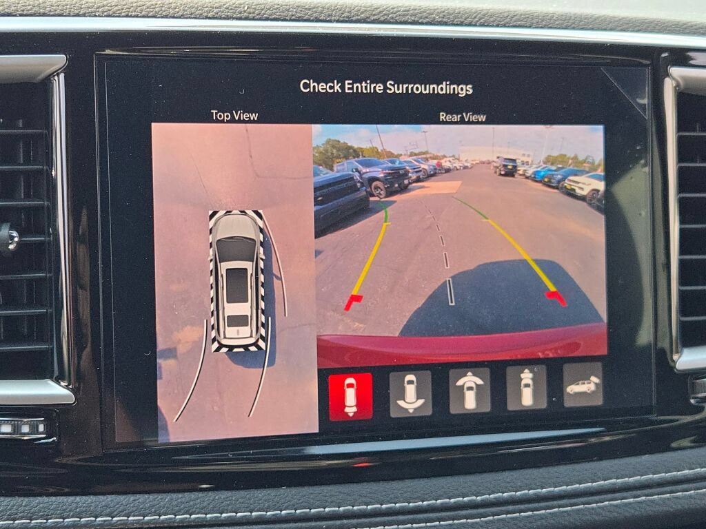 New 2027 Chrysler Pacifica Select AWD/4WD image 28