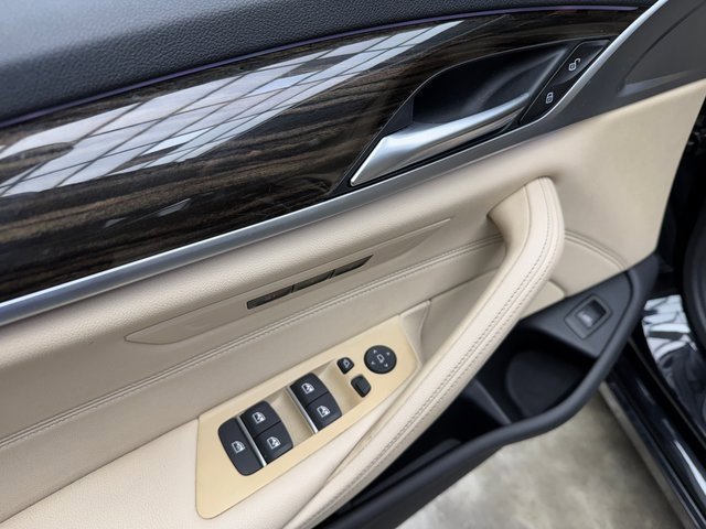 Used 2021 BMW 540i xDrive w/ Convenience Package image 11