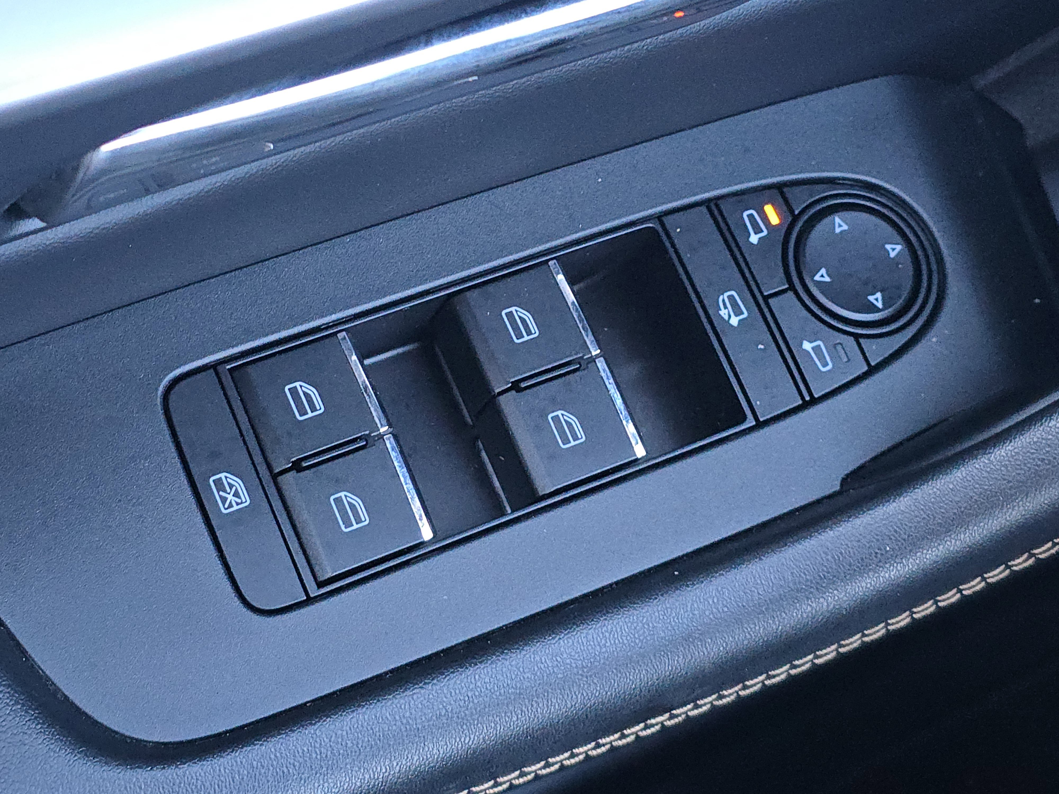 Used 2025 MAZDA CX-90 3.3 Turbo S w/ Premium Package image 13