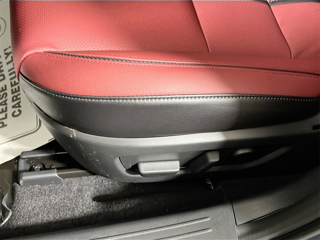 Used 2025 MAZDA CX-50 2.5 Hybrid w/ Weather Package image 15