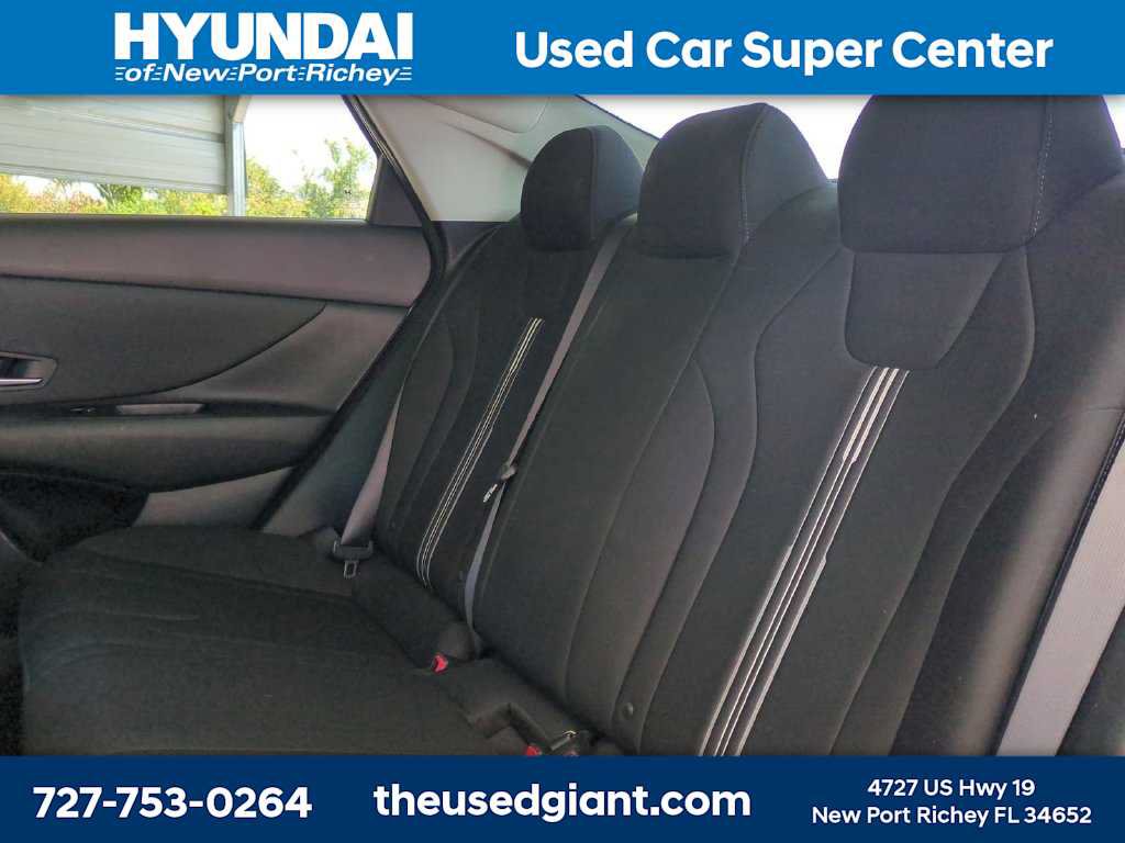 Certified 2023 Hyundai Elantra SEL w/ Convenience Package FWD image 13