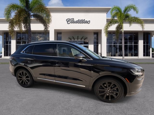 Used 2023 Lincoln Nautilus Reserve w/ Monochromatic Package FWD image 17