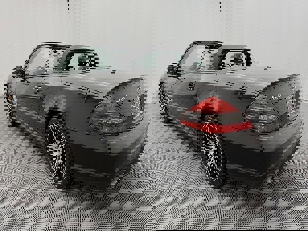 Used 2011 Mercedes-Benz SL 63 AMG image 4