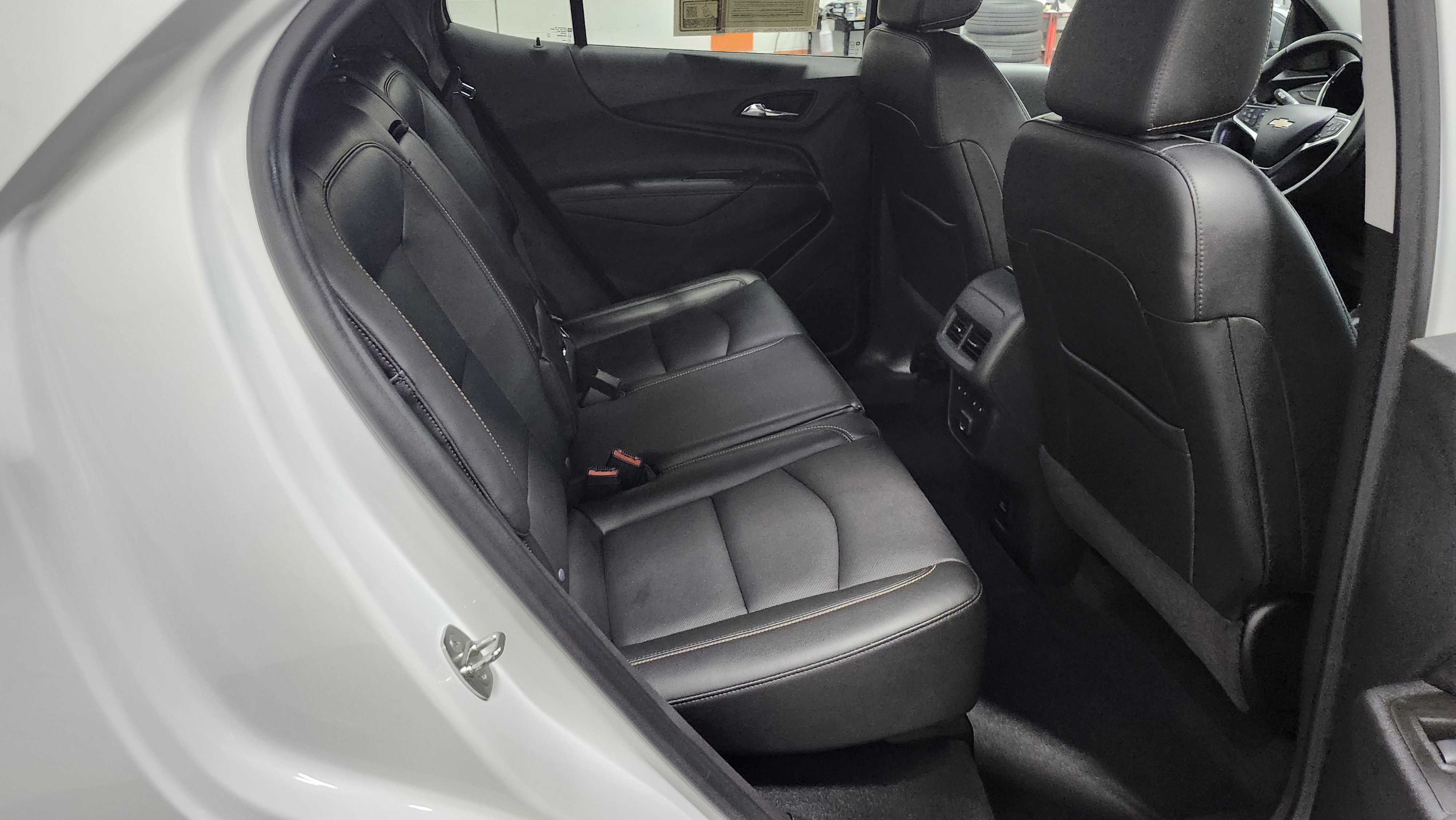 Used 2021 Chevrolet Equinox Premier image 21