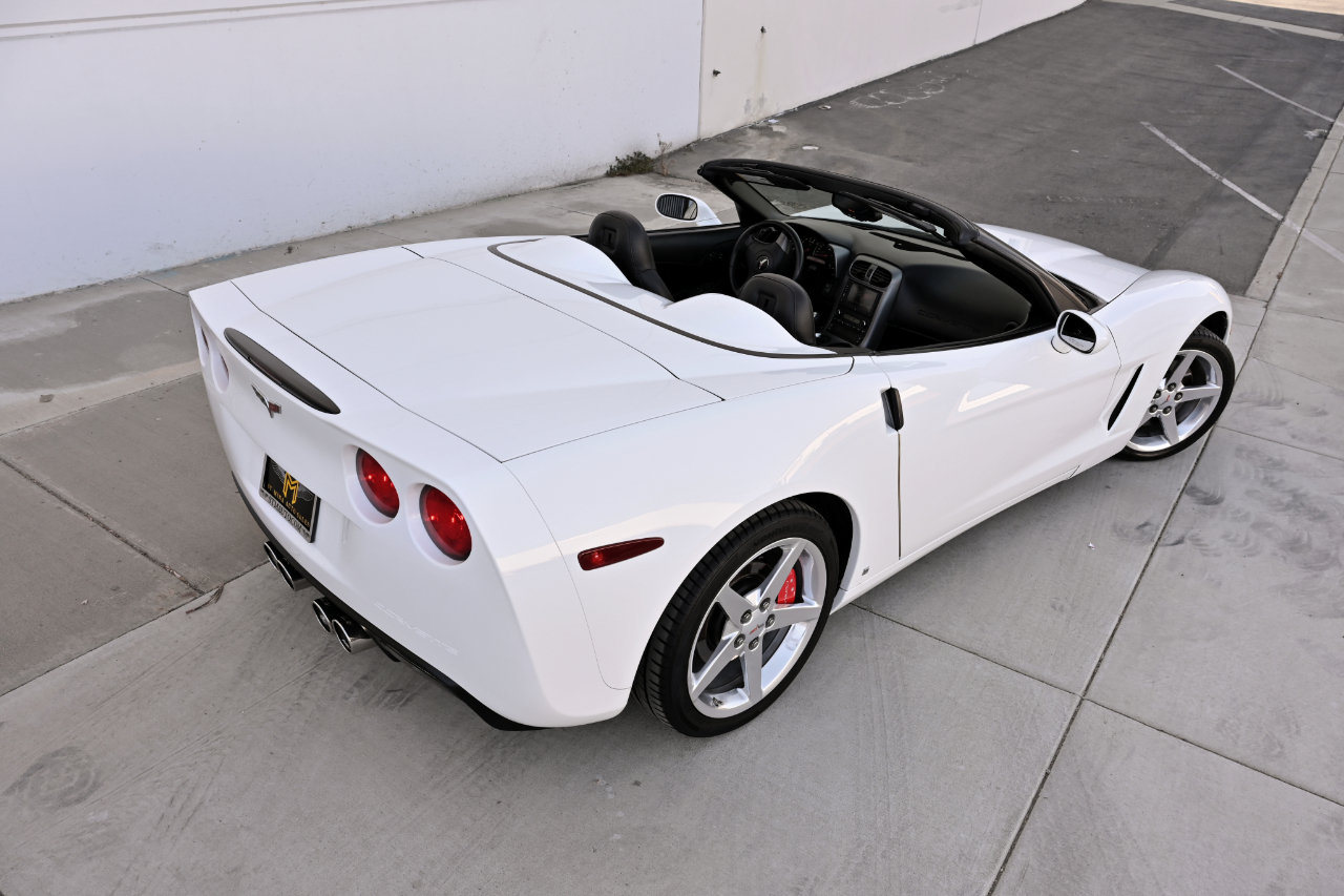 Used 2006 Chevrolet Corvette Convertible w/ Preferred Equipment Group RWD image 15