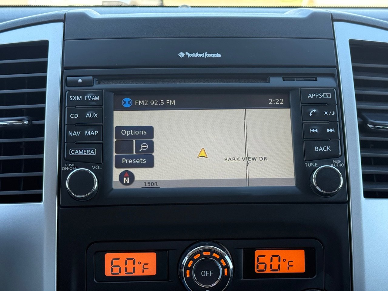 Used 2015 Nissan Frontier PRO-4X image 22