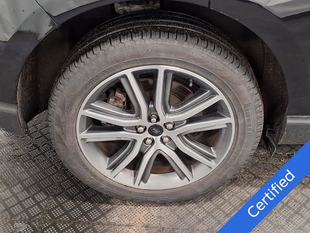 Certified 2024 Ford Edge Titanium w/ Equipment Group 301A AWD/4WD image 28