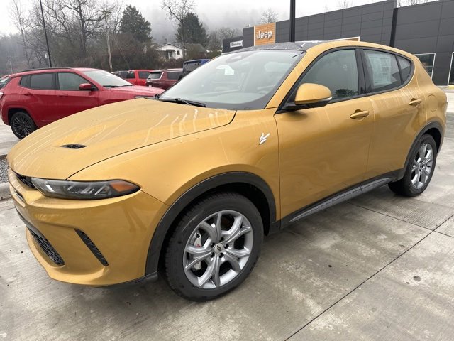 Used 2024 Dodge Hornet R/T Plus image 9