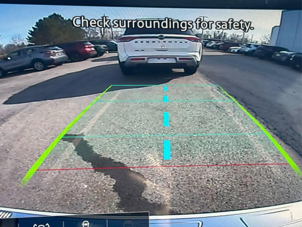 Used 2024 Nissan Rogue SL image 33