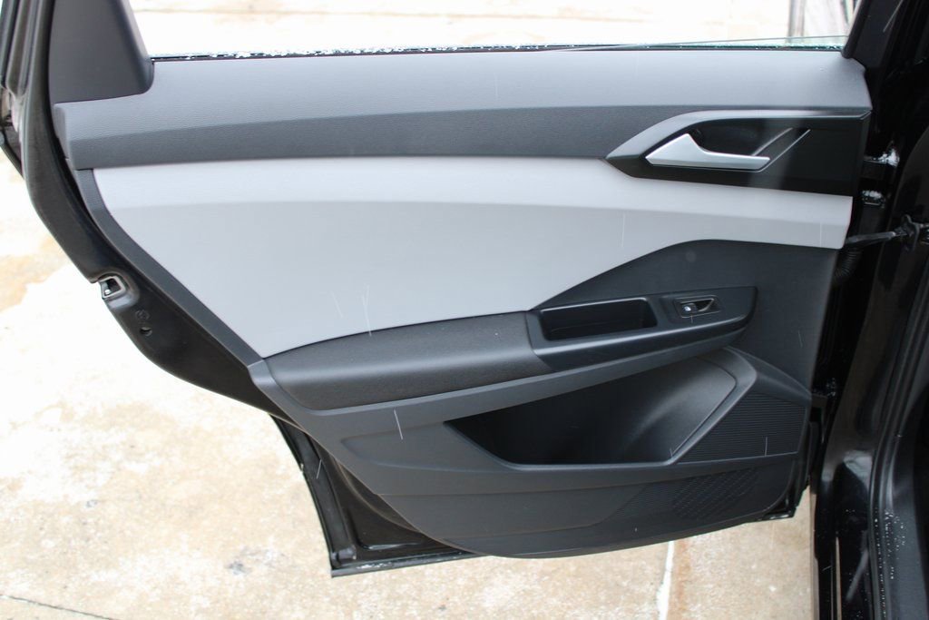 Certified 2023 Volkswagen Taos S image 20