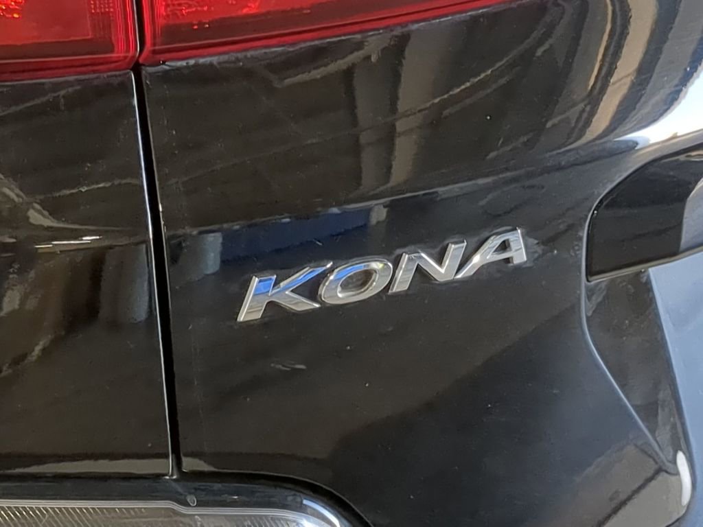 Used 2023 Hyundai Kona SEL AWD/4WD image 15