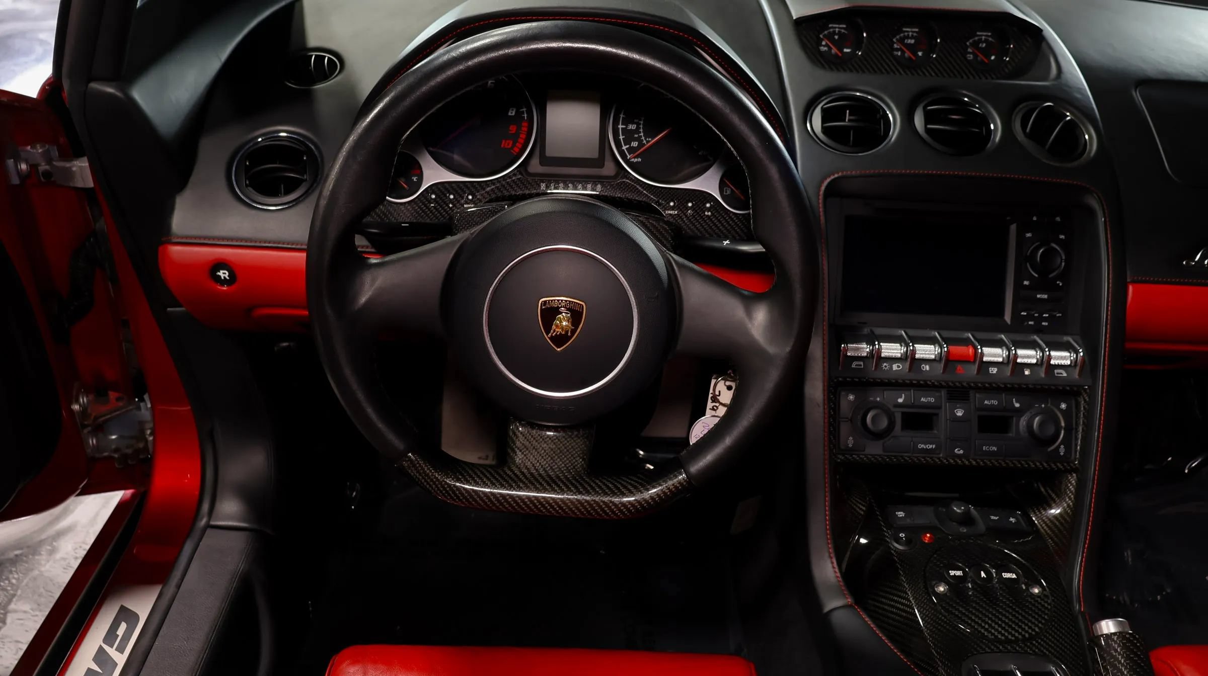 Used 2011 Lamborghini Gallardo LP 560-4 AWD/4WD image 24
