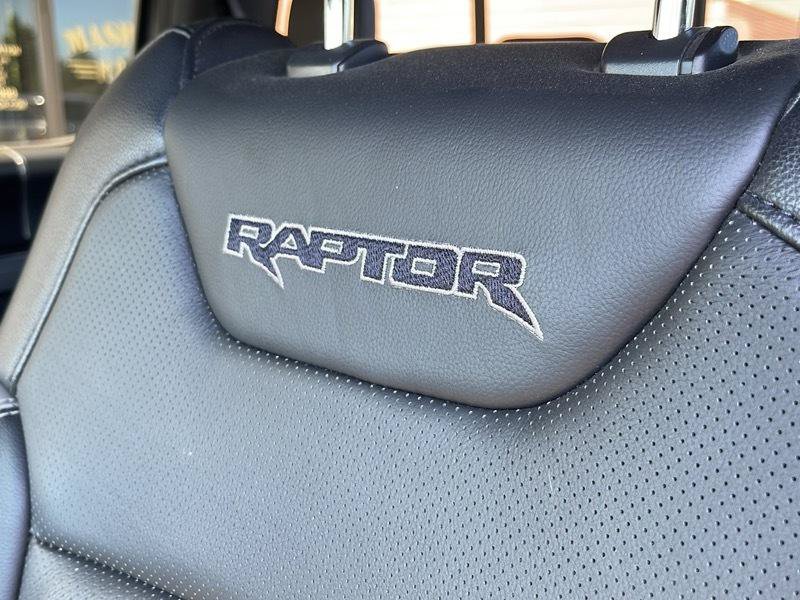 Used 2017 Ford F150 Raptor w/ Equipment Group 802A Luxury AWD/4WD image 26