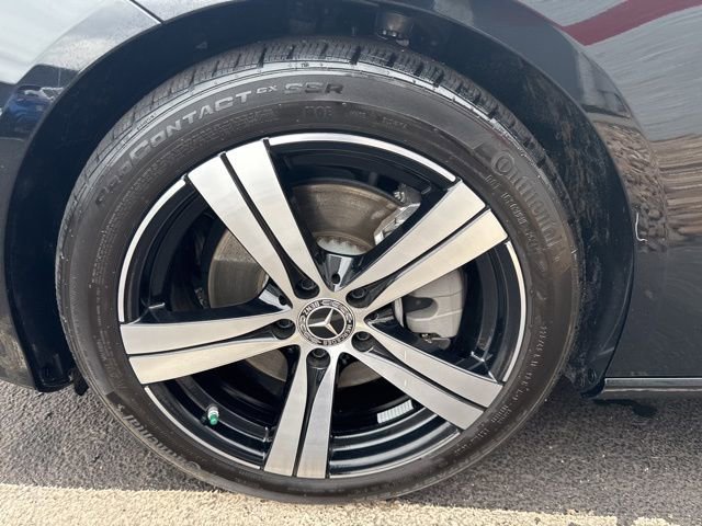 Used 2025 Mercedes-Benz C 300 4MATIC Sedan image 9