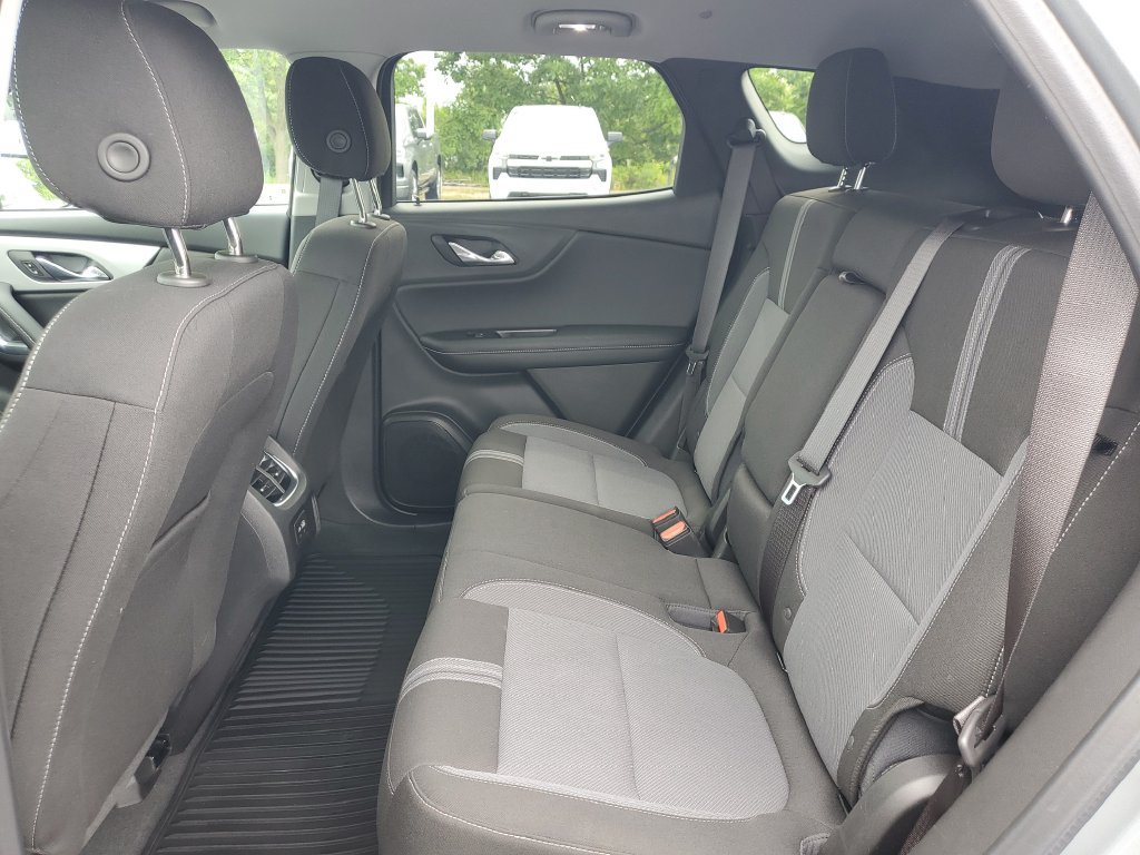 Used 2024 Chevrolet Blazer LT w/ Convenience Package FWD image 28