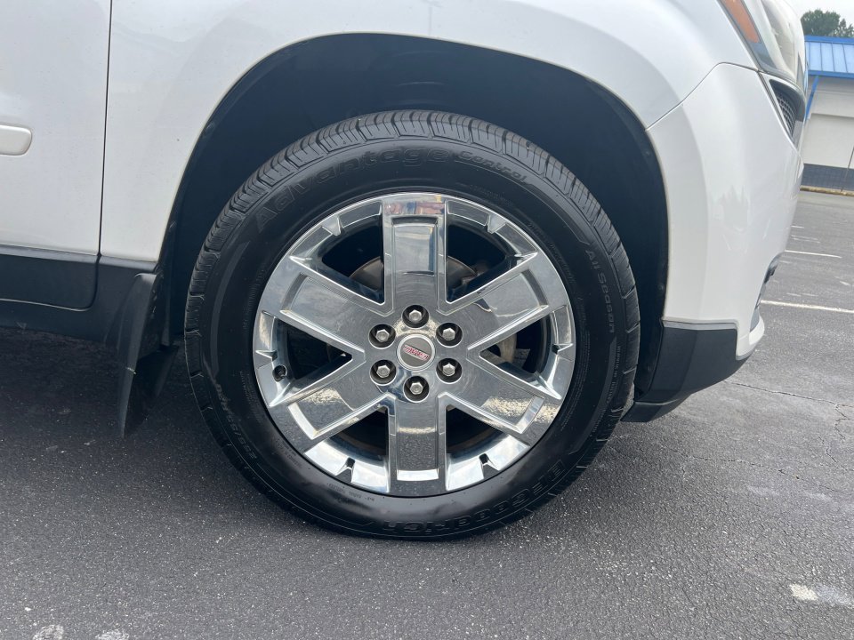 Used 2017 GMC Acadia Limited SLT image 29